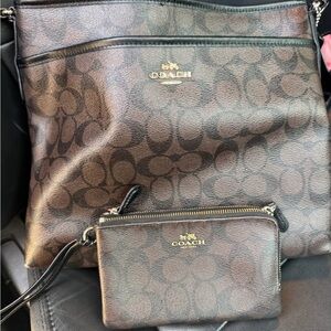 Coach Signature Brown Crossbody Bag Set